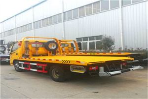 楚雄州附近拖车救援搭电