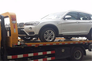 楚雄州拖车24小时服务电话