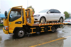 楚雄州附近拖车救援24小时服务热线