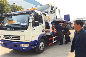 楚雄州汽车道路救援拖车价格